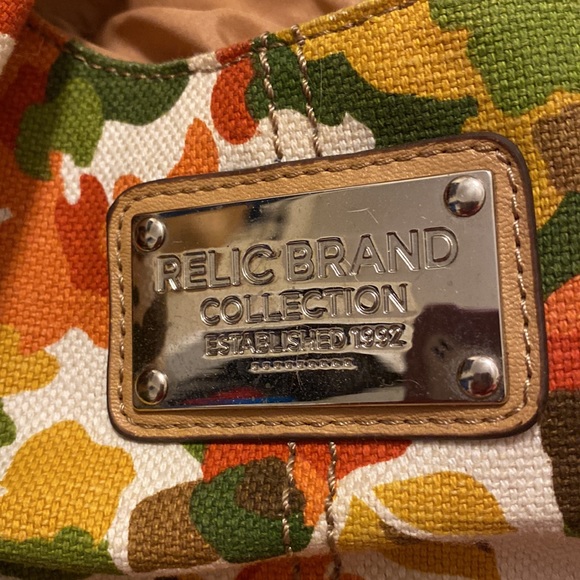 Relic Brand Collection purse - Picture 2 of 8